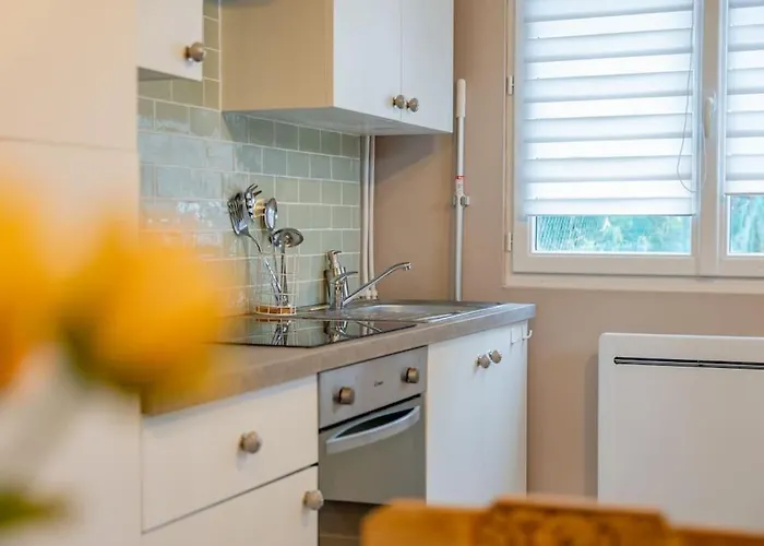 Maisonnette & Jacuzzi *